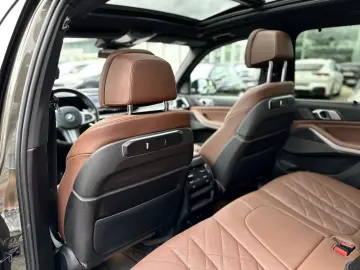 X5 xDrive50e DAB LED AHK el. Sitze