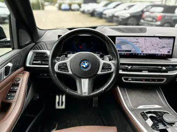 X5 xDrive50e DAB LED AHK el. Sitze