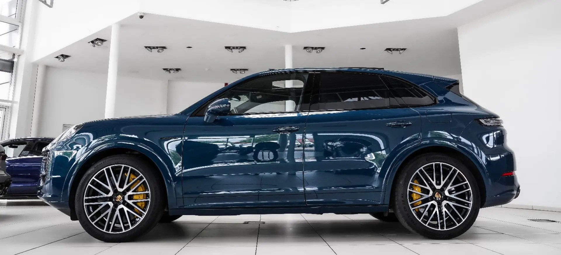 Cayenne Turbo E-Hybrid SportDesign PCCB PDCC