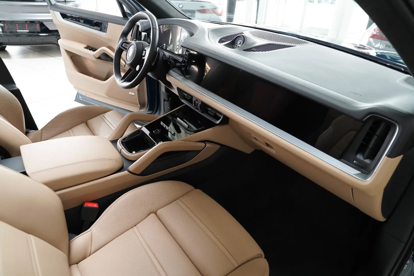 Cayenne Turbo E-Hybrid SportDesign PCCB PDCC