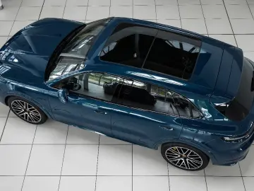 Cayenne Turbo E-Hybrid SportDesign PCCB PDCC
