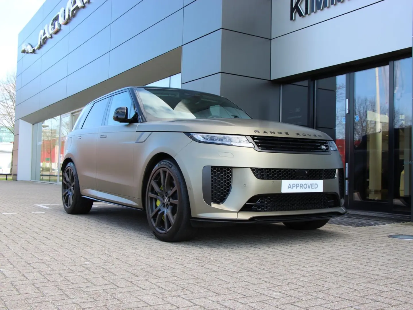 Range Rover Sport P635 SV Edition One Carbon Bro