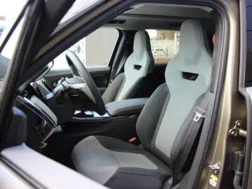 Range Rover Sport P635 SV Edition One Carbon Bro