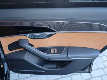 A8 50 TDI quattro *SCHWARZ-COGNAC*/UPE 150.795,-