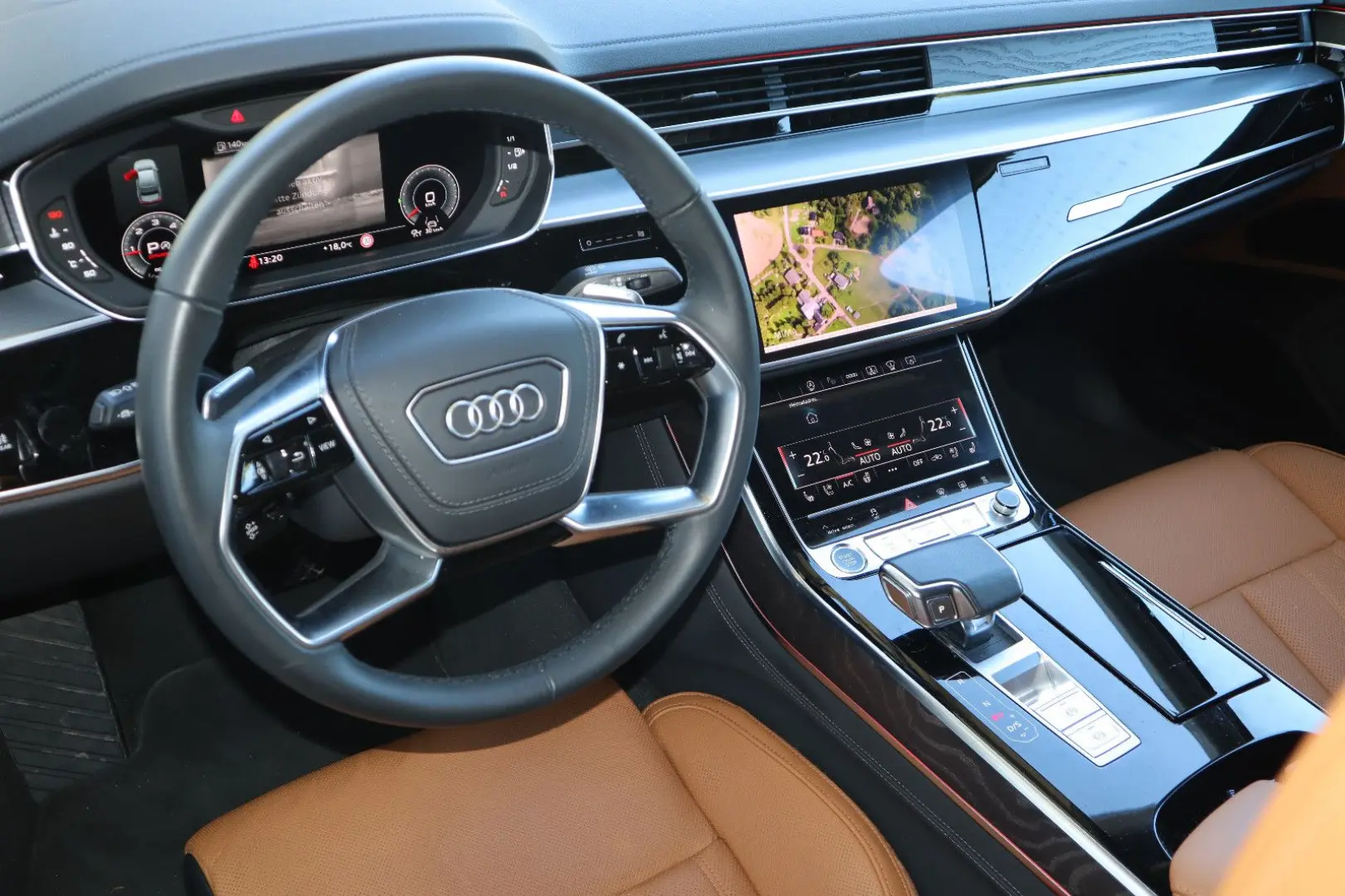A8 50 TDI quattro *SCHWARZ-COGNAC*/UPE 150.795,-