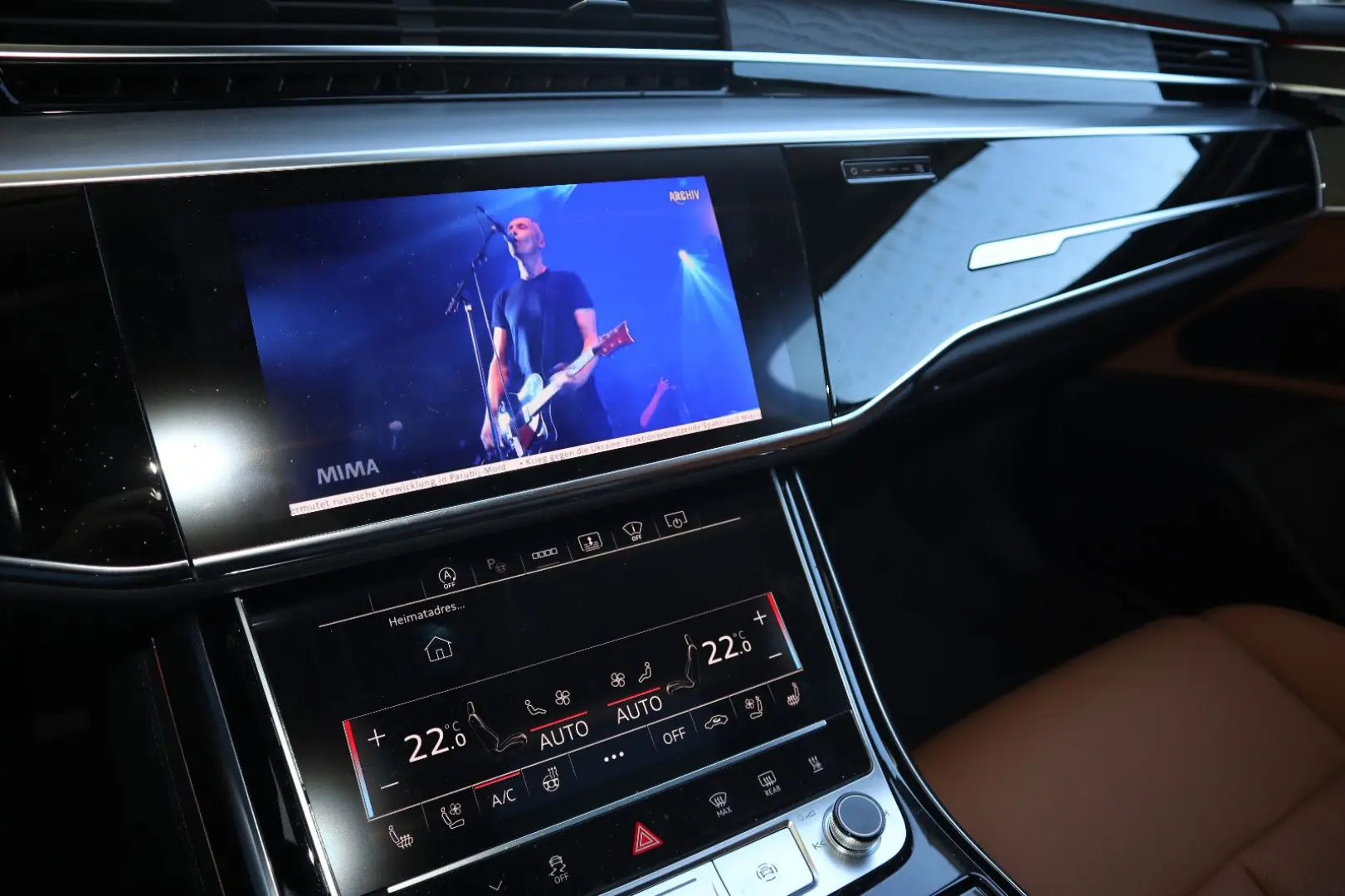 A8 50 TDI quattro *SCHWARZ-COGNAC*/UPE 150.795,-