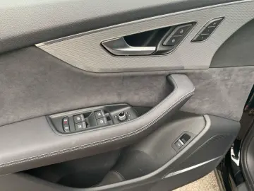 Q7 S-LINE SPORT PLUS 50TDI QUATTRO+7-SITZE+HUD+P