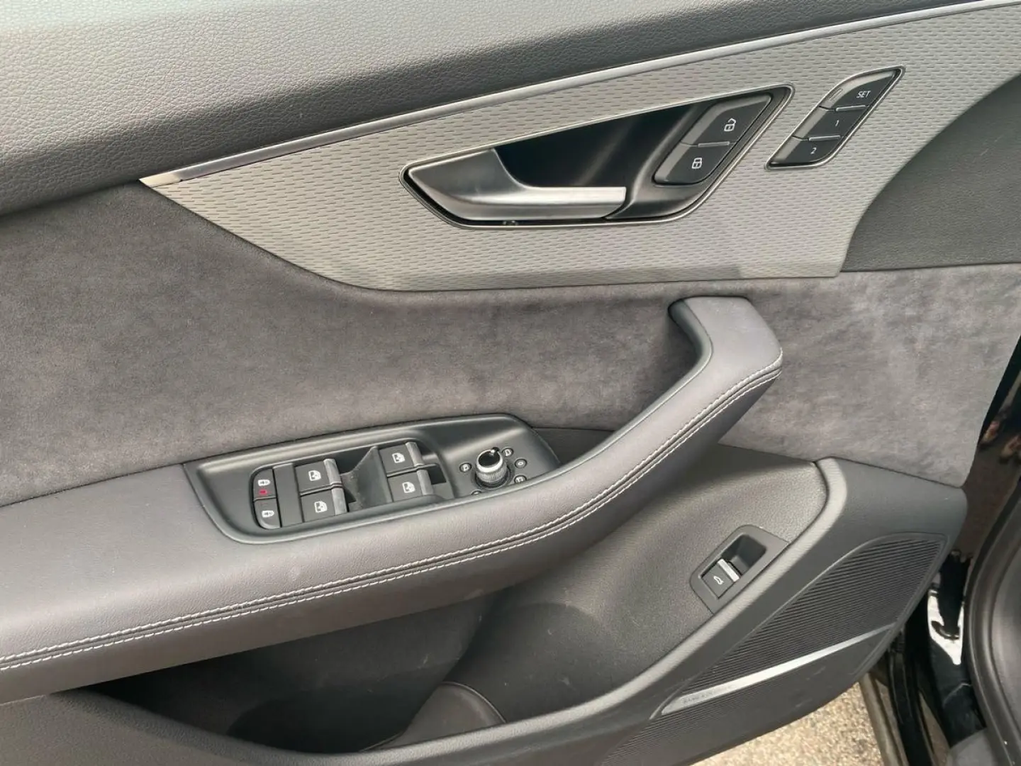 Q7 S-LINE SPORT PLUS 50TDI QUATTRO+7-SITZE+HUD+P