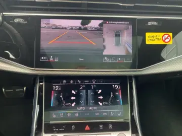 Q7 S-LINE SPORT PLUS 50TDI QUATTRO+7-SITZE+HUD+P