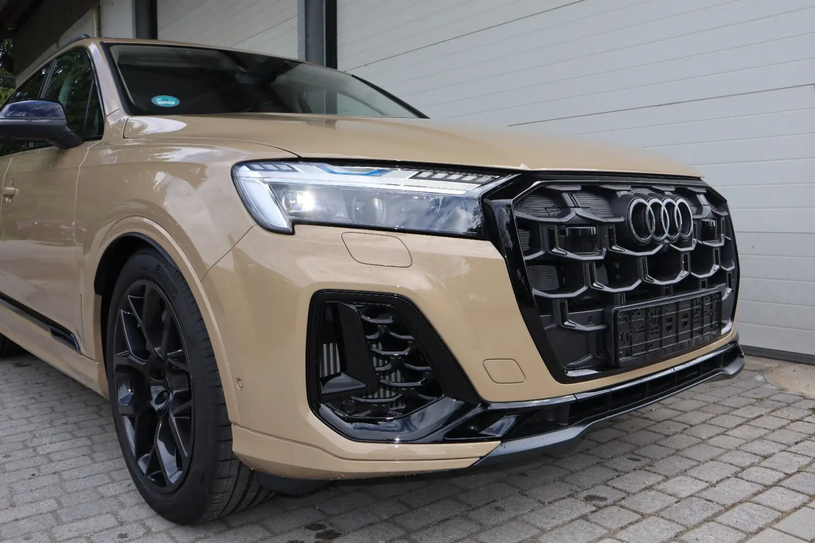 Q7 S-Line 55 TFSI e qu exclusive / UPE 137.135,-