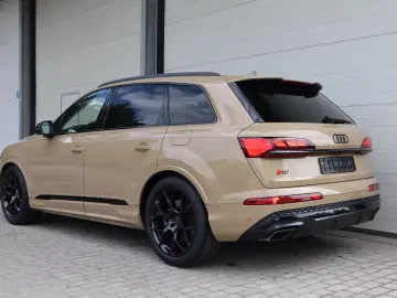 Q7 S-Line 55 TFSI e qu exclusive / UPE 137.135,-