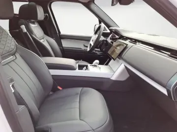 Range Rover P615 LWB SV UVP: 307000,- Ice White