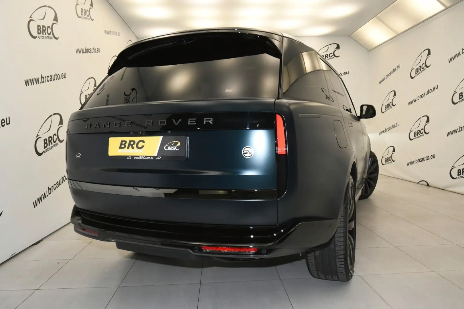 Range Rover SV P615 LWB