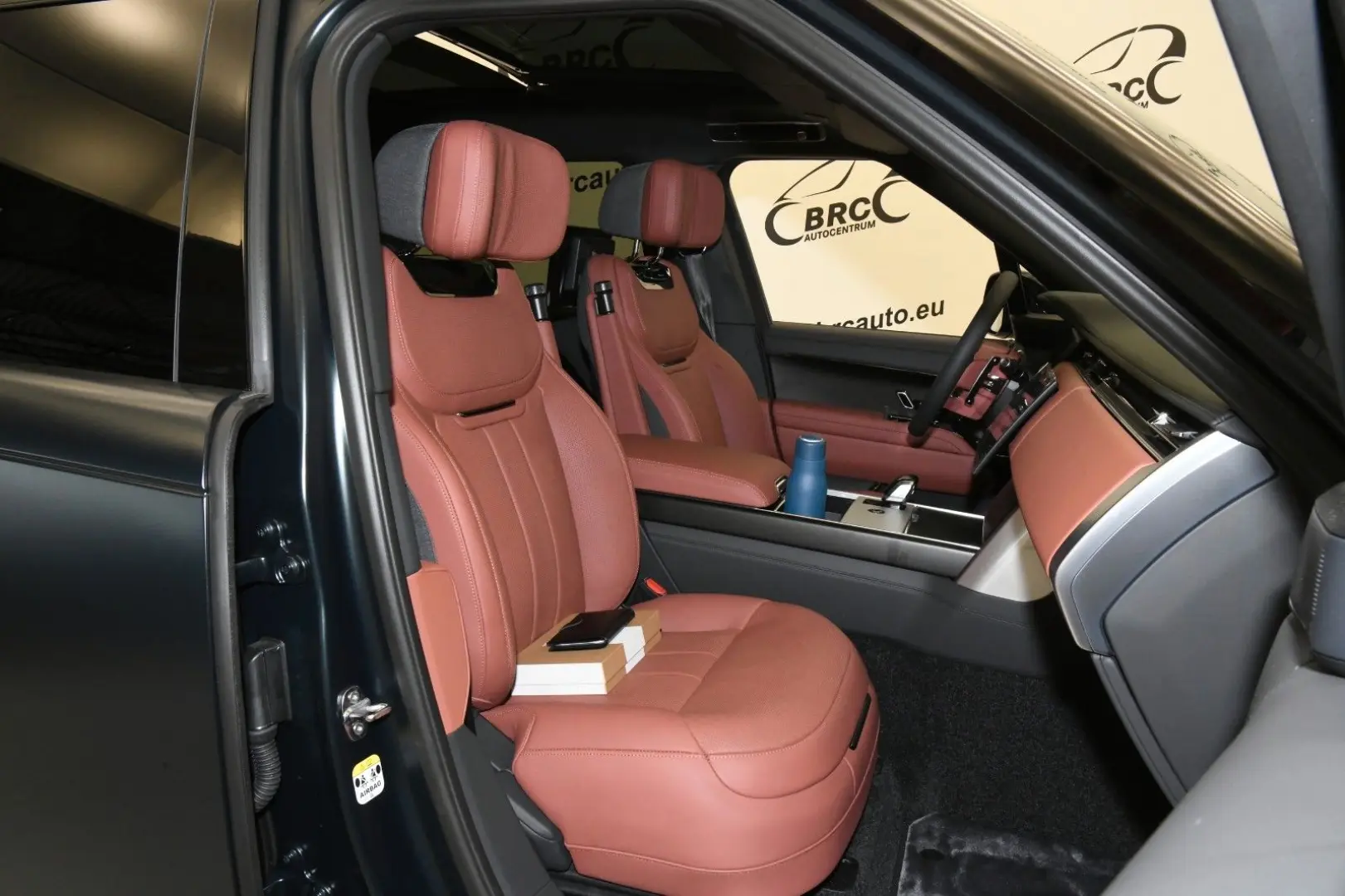 Range Rover SV P615 LWB