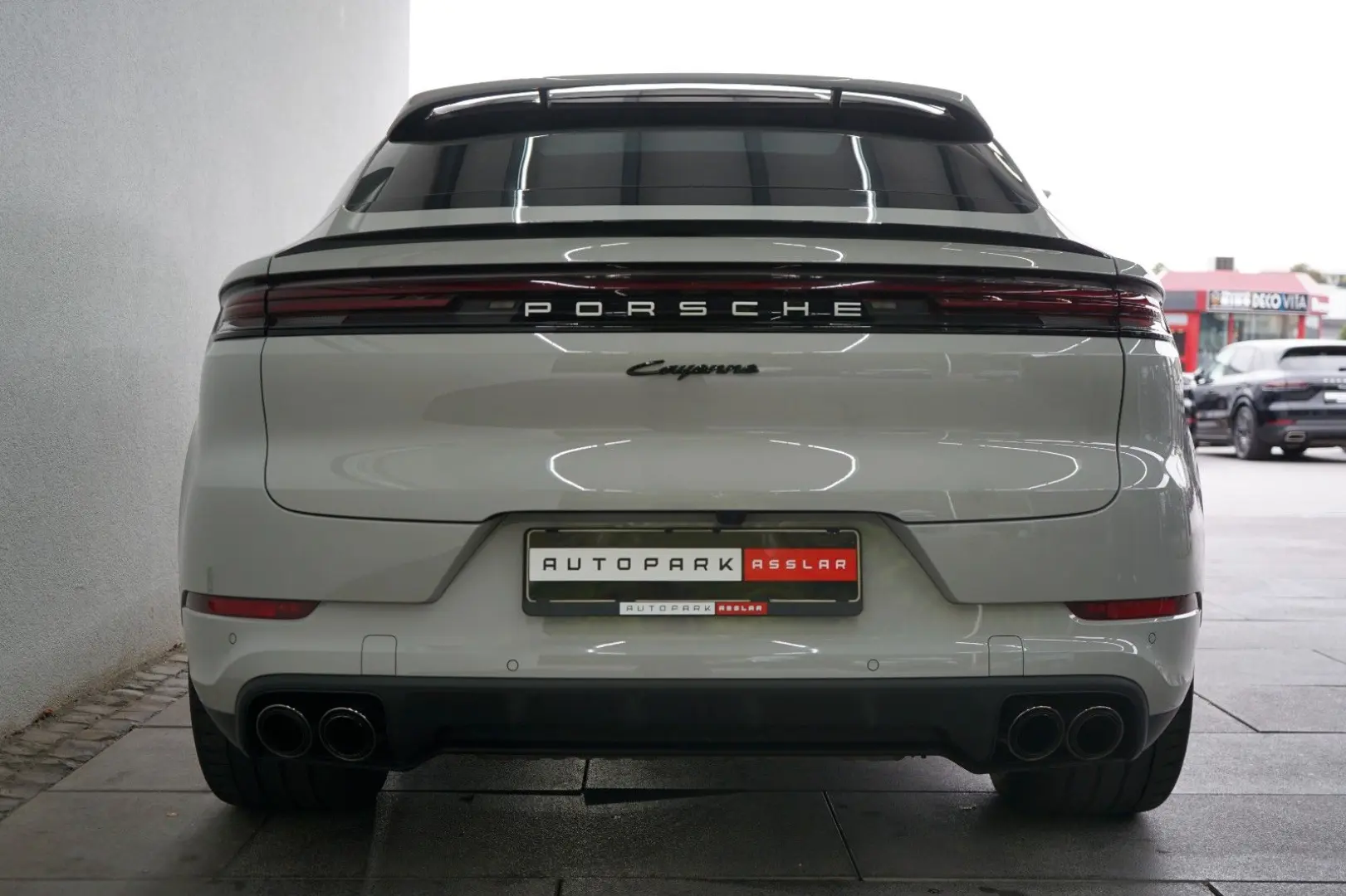 Cayenne Coupe E-Hybrid/SportDesign/Kreide/22z