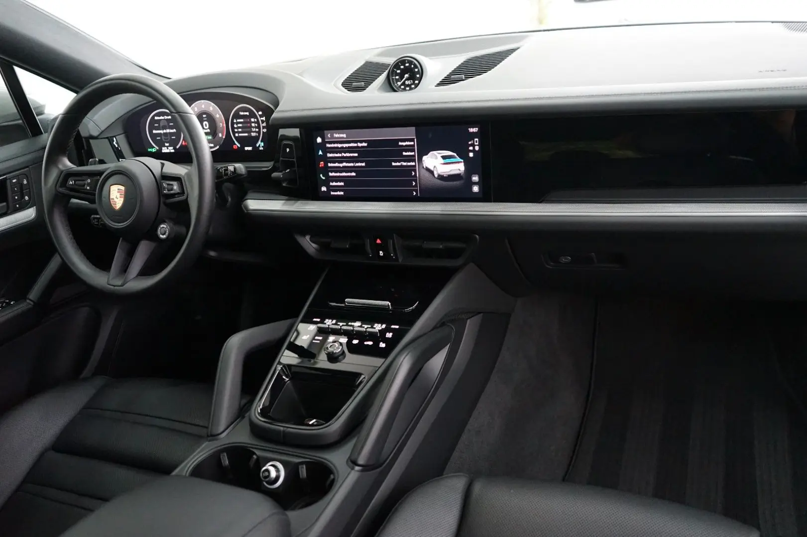 Cayenne Coupe E-Hybrid/SportDesign/Kreide/22z