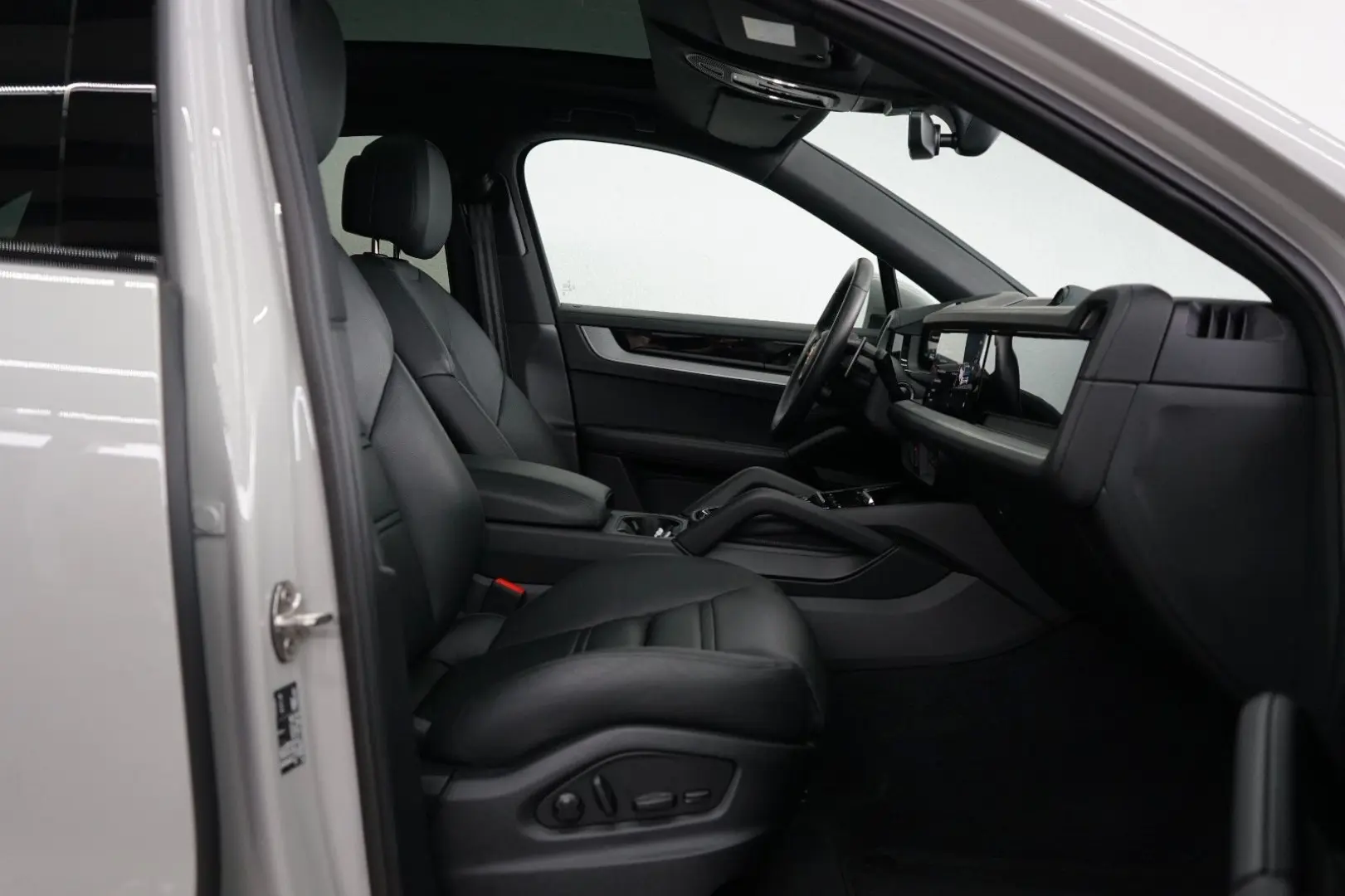 Cayenne Coupe E-Hybrid/SportDesign/Kreide/22z