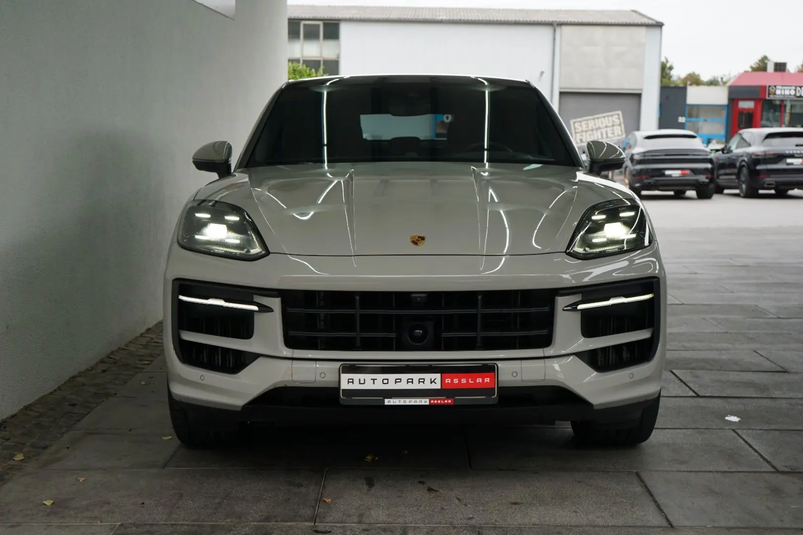 Cayenne Coupe E-Hybrid/SportDesign/Kreide/22z