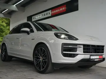Cayenne Coupe E-Hybrid/SportDesign/Kreide/22z
