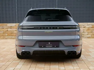 Cayenne E-Hybrid *SportDesign*AHK*PANO