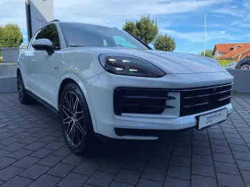 Cayenne E-Hybrid |BOSE |Panorama |Komfortsitz