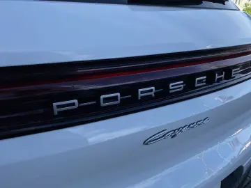 Cayenne E-Hybrid |BOSE |Panorama |Komfortsitz