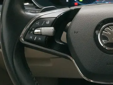 Superb Lim. 2.0 TDI L&K*TEMP*DAB*MATRIX*LHZ*