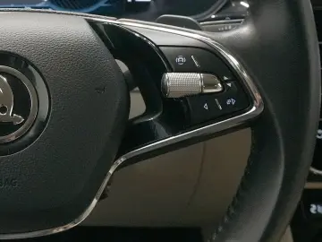 Superb Lim. 2.0 TDI L&K*TEMP*DAB*MATRIX*LHZ*