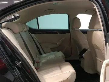 Superb Lim. 2.0 TDI L&K*TEMP*DAB*MATRIX*LHZ*