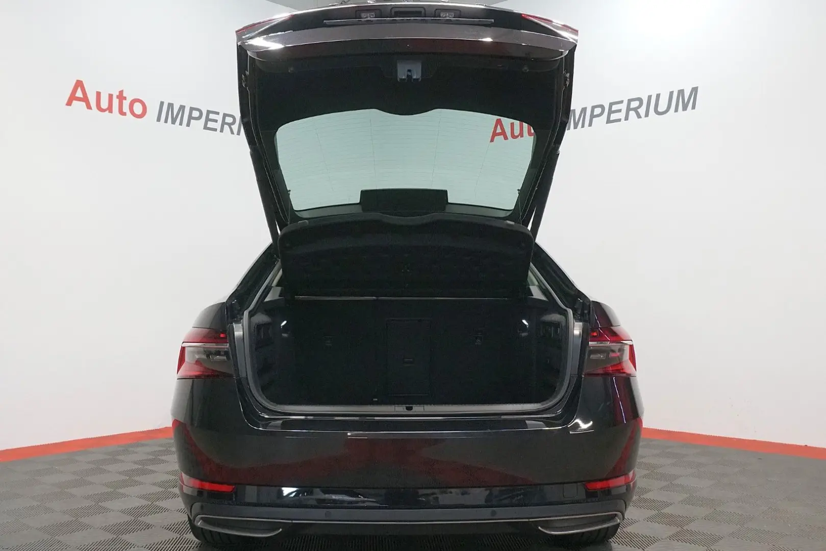 Superb Lim. 2.0 TDI L&K*TEMP*DAB*MATRIX*LHZ*