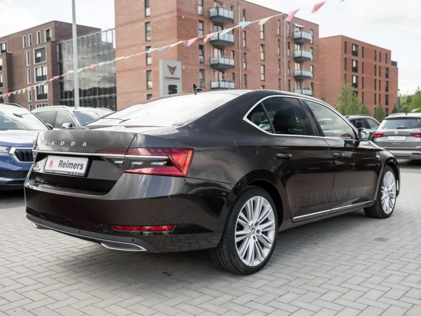 SUPERB LIM. L&K 2.0 TDI DSG