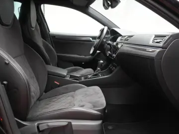 Superb  2.0 TDI DSG Sportline Navi/Temp/Virtual/
