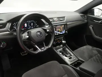 Superb  2.0 TDI DSG Sportline Navi/Temp/Virtual/