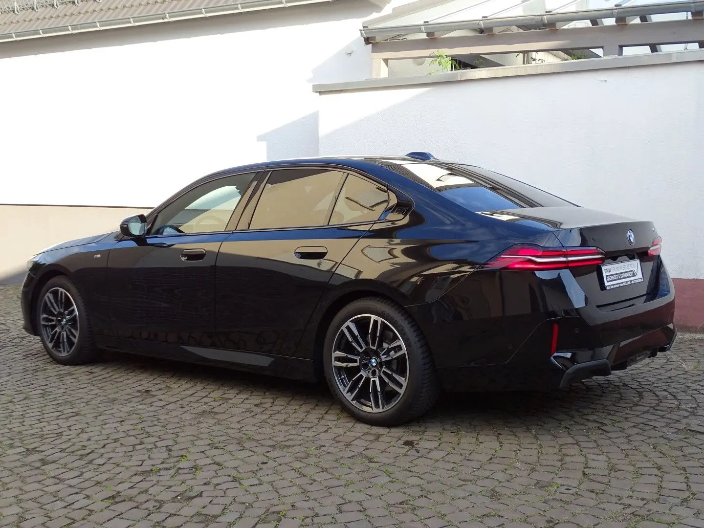 BMW 520d xDrive M Sport - HeadUp, 360°, H&K