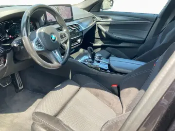 BMW 545e xDrive M Sport