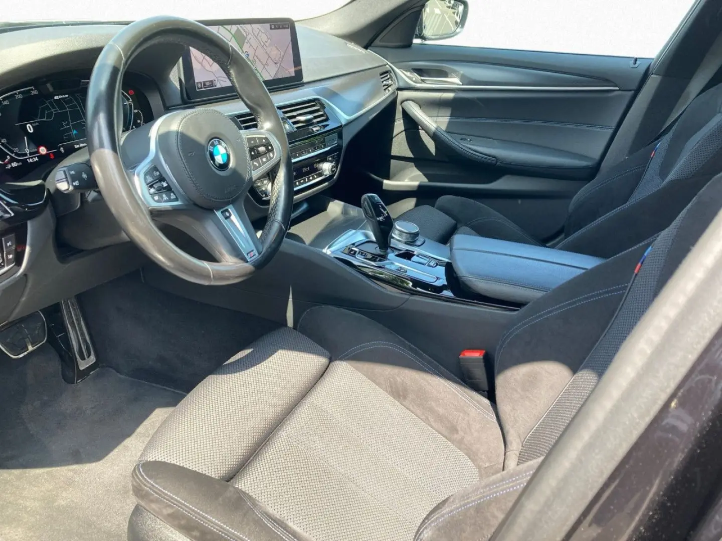 BMW 545e xDrive M Sport