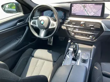 BMW 545e xDrive M Sport