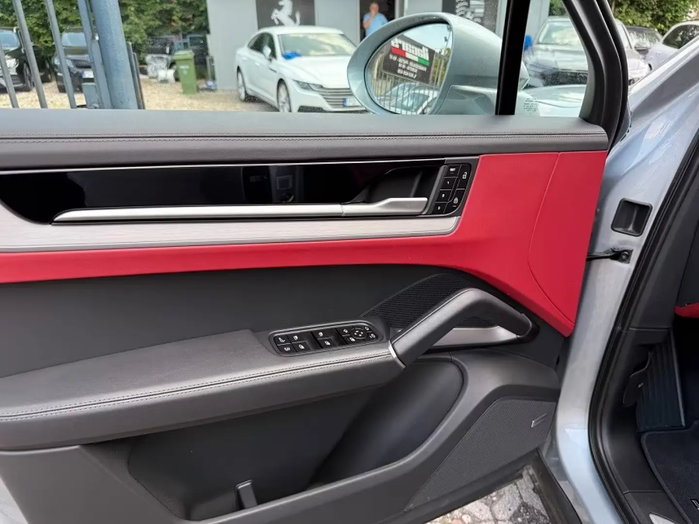 Porsche Cayenne S E-Hybrid PDCC Ventilație scaun