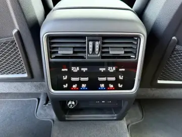 Porsche Cayenne S E-Hybrid PDCC Ventilație scaun