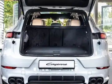 Porsche Cayenne Masaj E-Hybrid Burmester Sport