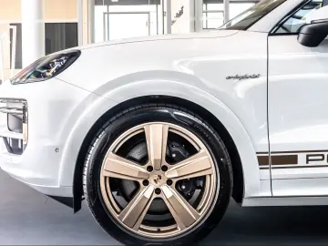 Porsche Cayenne Masaj E-Hybrid Burmester Sport