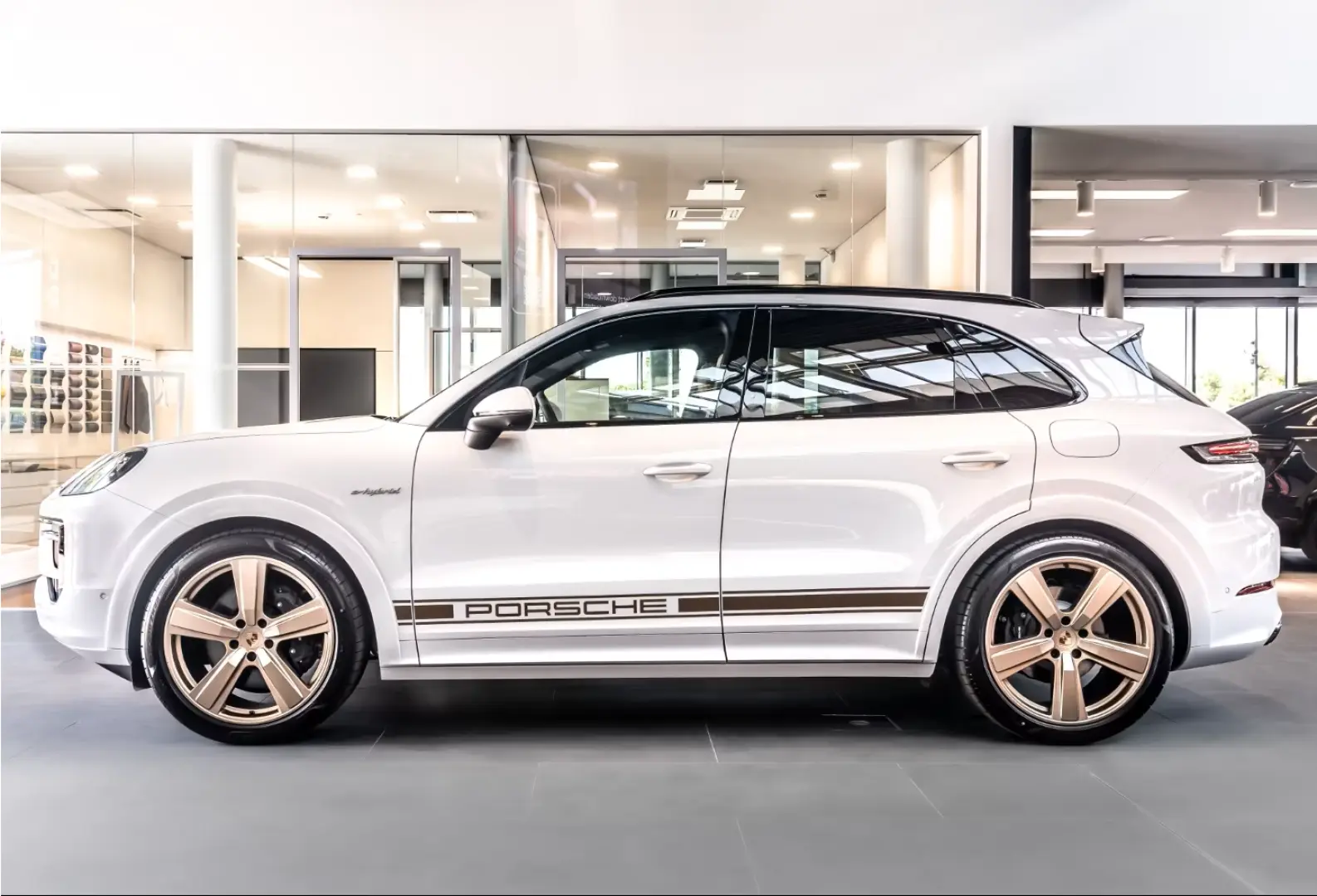 Porsche Cayenne Masaj E-Hybrid Burmester Sport