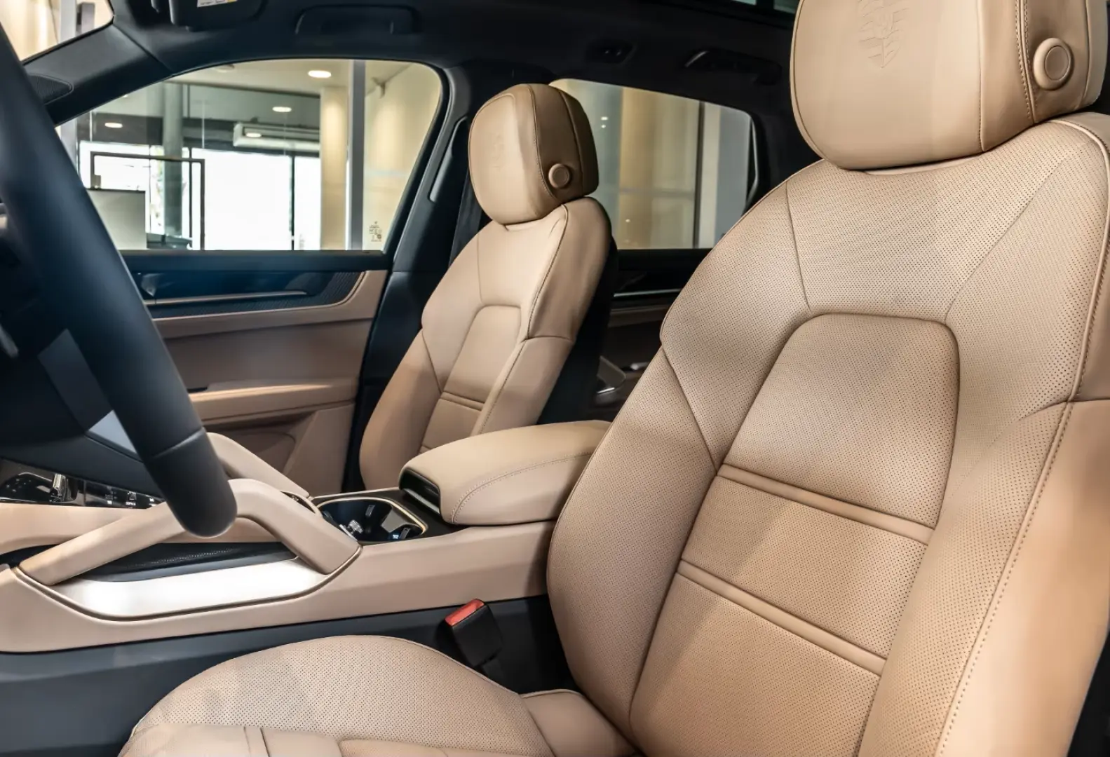Porsche Cayenne Masaj E-Hybrid Burmester Sport