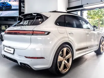 Porsche Cayenne Masaj E-Hybrid Burmester Sport