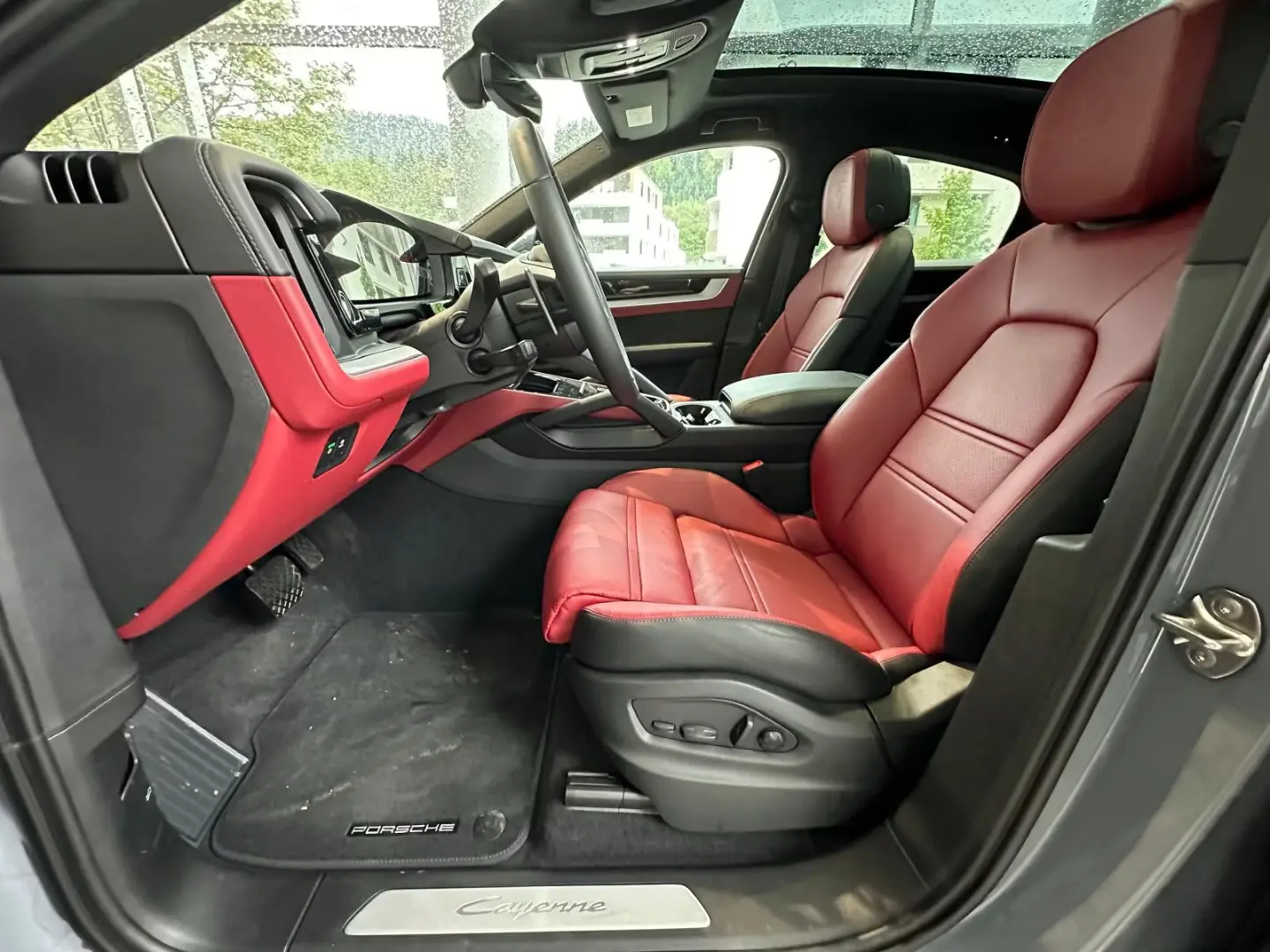 Porsche Cayenne Coupe Hybrid Facelift/gr-rot