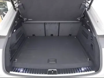 Porsche Cayenne E-Hybrid Co./ Matrix/ BOSE