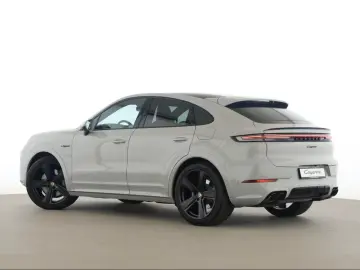 Porsche Cayenne E-Hybrid Co./ Matrix/ BOSE