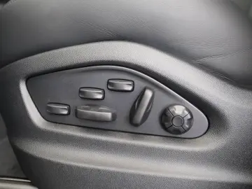 Porsche Cayenne E-Hybrid Co./ Matrix/ BOSE