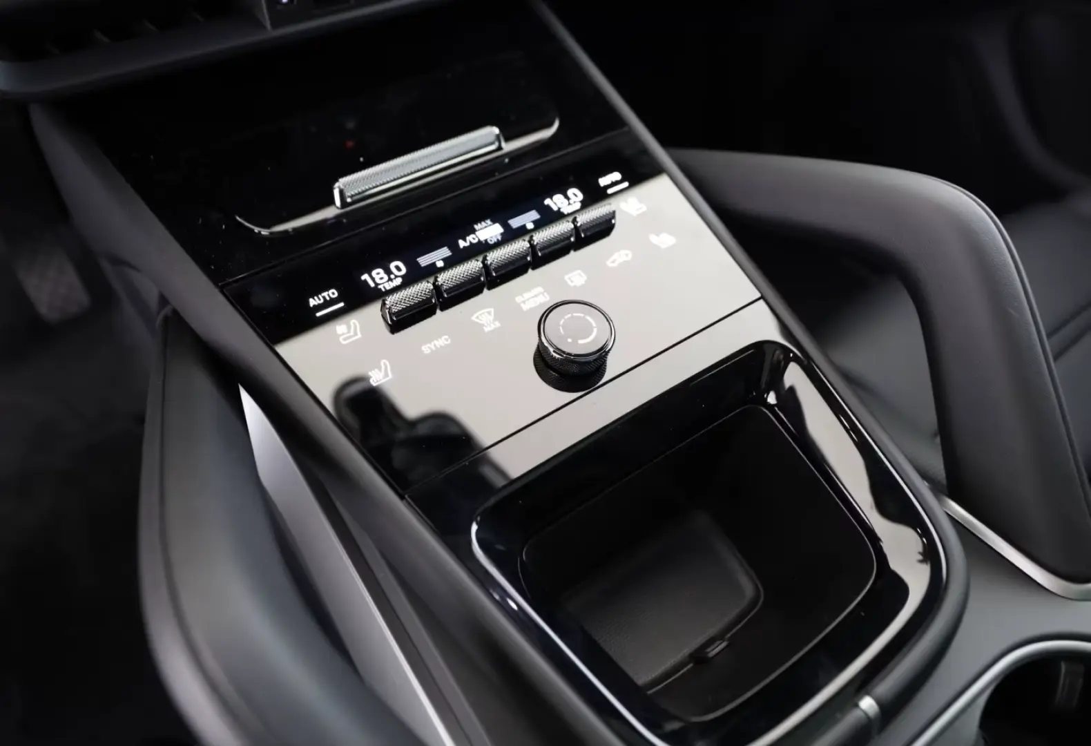 Porsche Cayenne E-Hybrid Co./ Matrix/ BOSE