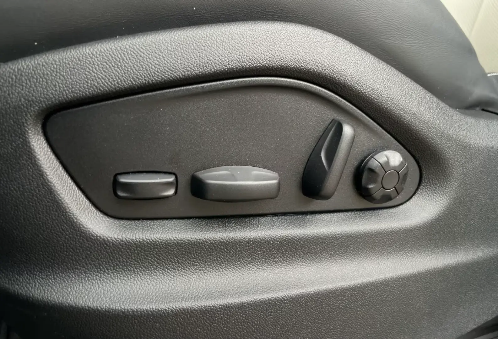 Porsche Cayenne E-Hybrid BOSE LED-Matrix Panorama